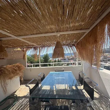 Castle House Daire Marmaris